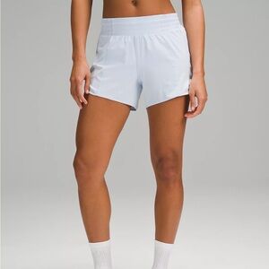Lululemon 4” Hotty Hot Shorts in Windmill | Size 6